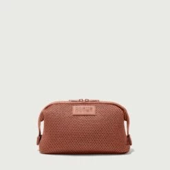 Hunter Toiletry Bag In Warm Dust Air Mesh, Large -Hot Sale Dagne Dover Store 365 Hunter L Warm Dust Frontcopy EDEAE8