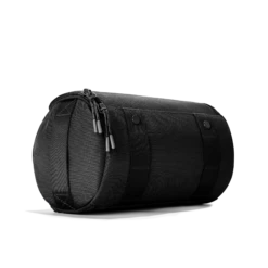 Seoul Dopp Kit In Onyx, Large 17 Seoul Dopp Kit In Onyx, Large -Hot Sale Dagne Dover Store Travel Seoul L Onyx 3QtrBackLeft