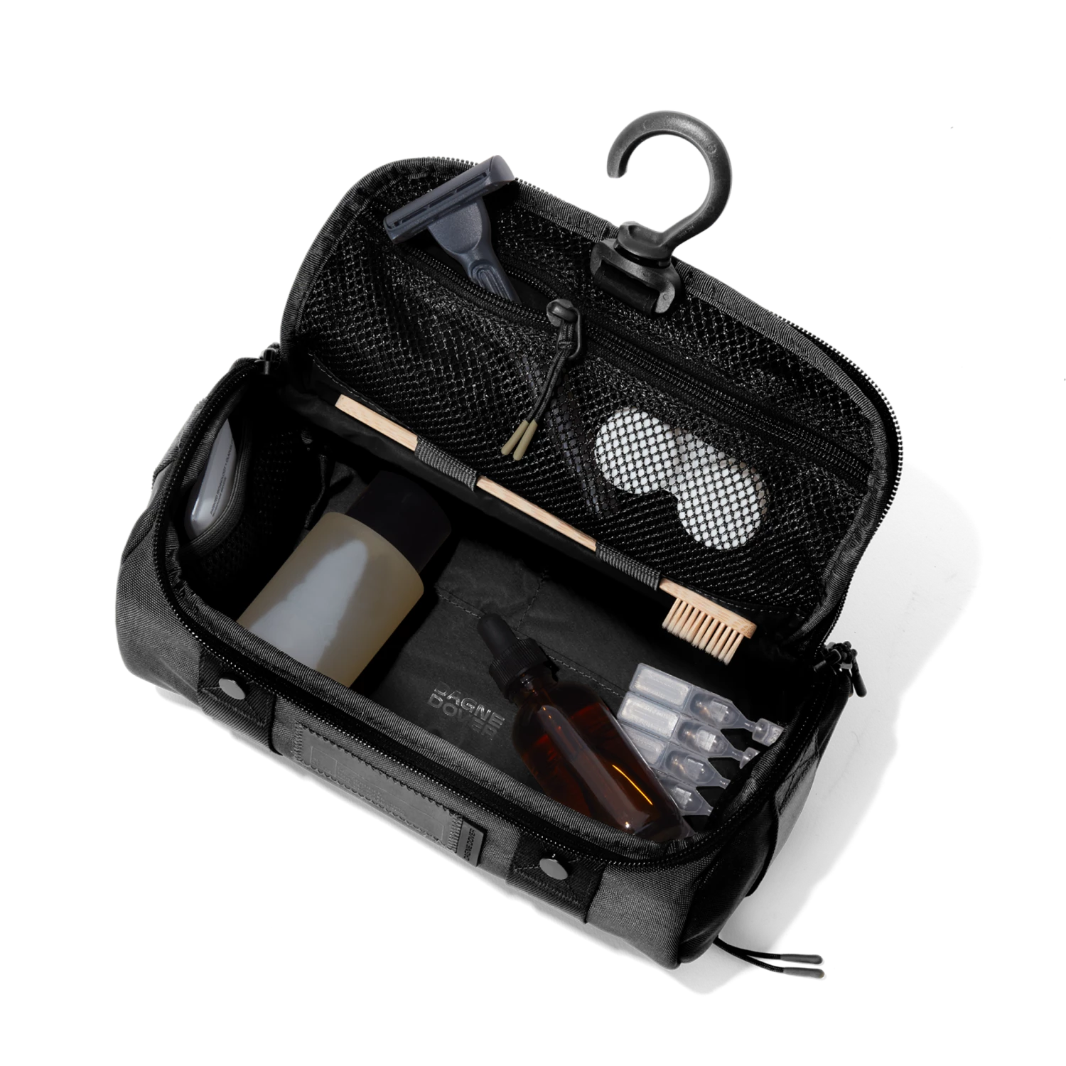 Seoul Dopp Kit In Onyx, Large 10 Seoul Dopp Kit In Onyx, Large - Image 10