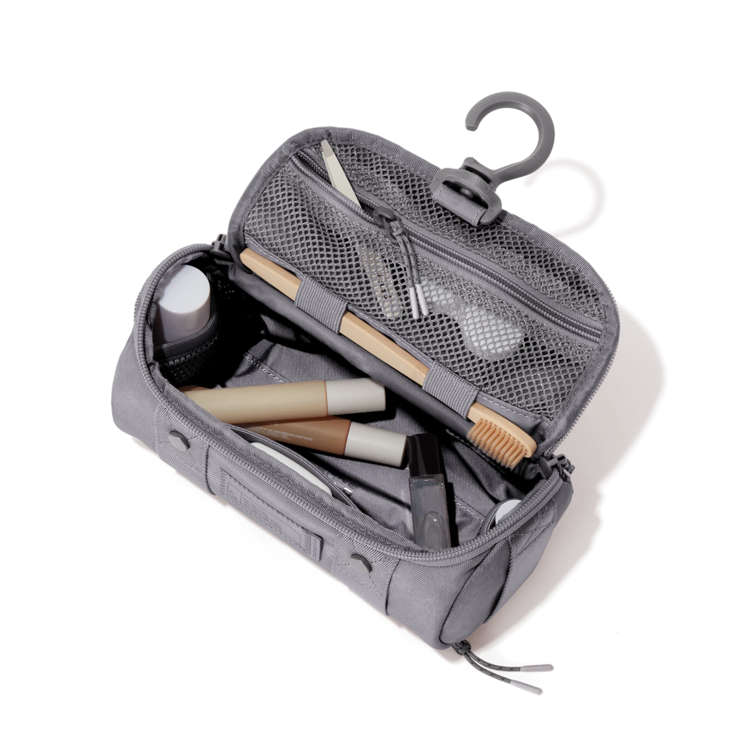 Seoul Dopp Kit In Ash, Small 10 Seoul Dopp Kit In Ash, Small - Image 10