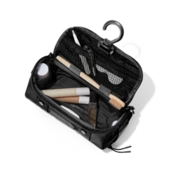 Seoul Dopp Kit In Onyx, Small -Hot Sale Dagne Dover Store Travel Seoul S Onyx Topdown Accessories ee6d4397 7baf 4c18 ae82 1e1a3800ae3e